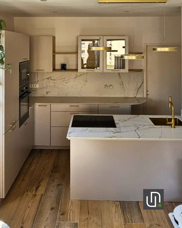 Cuisine sur mesure à Genay, Lyon et Villefranche-sur-Saône : concevoir un espace durable et fonctionnel