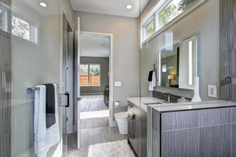 Salle de bain sur-mesure à Mionnay, créez un espace unique